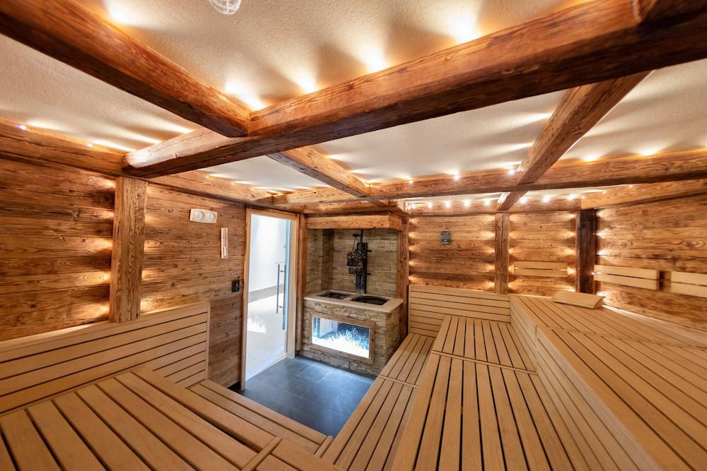Sparkling Hill Resort And Spa - Adults-Only Resort Vernon Exteriör bild