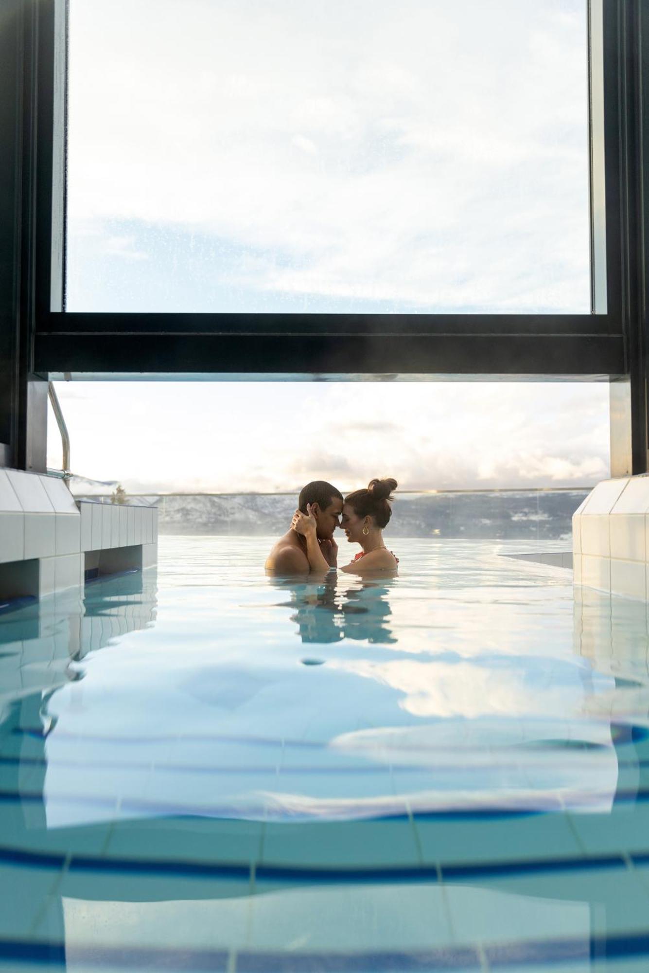 Sparkling Hill Resort And Spa - Adults-Only Resort Vernon Exteriör bild