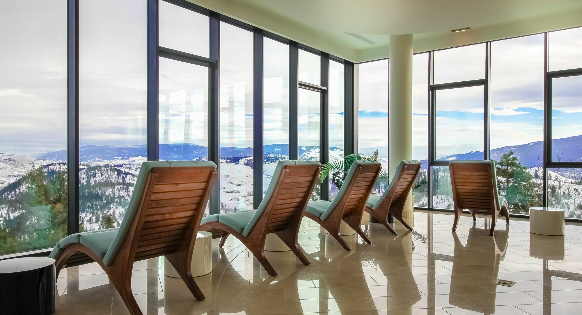 Sparkling Hill Resort And Spa - Adults-Only Resort Vernon Exteriör bild